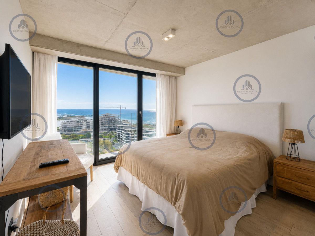 Apartamento ID.678 - Espectacular Apartamento de 2 Dormitorios y Medio, piso alto, Torre Surfside, Punta del Este