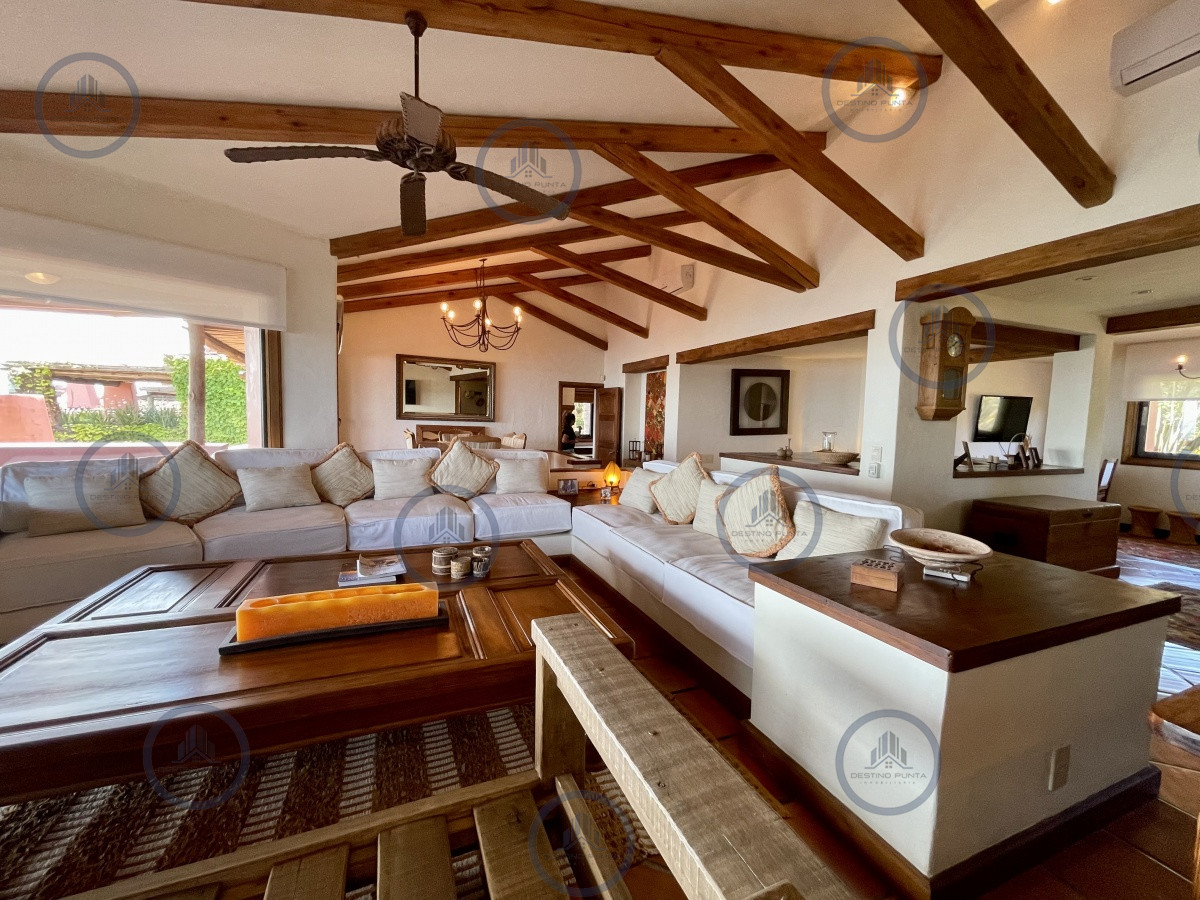 Alquiler temporario, anual y venta  de maravillosa casa de cuatro dormitorios más dependencia en Complejo Privado de Punta Ballena — fotografía 4