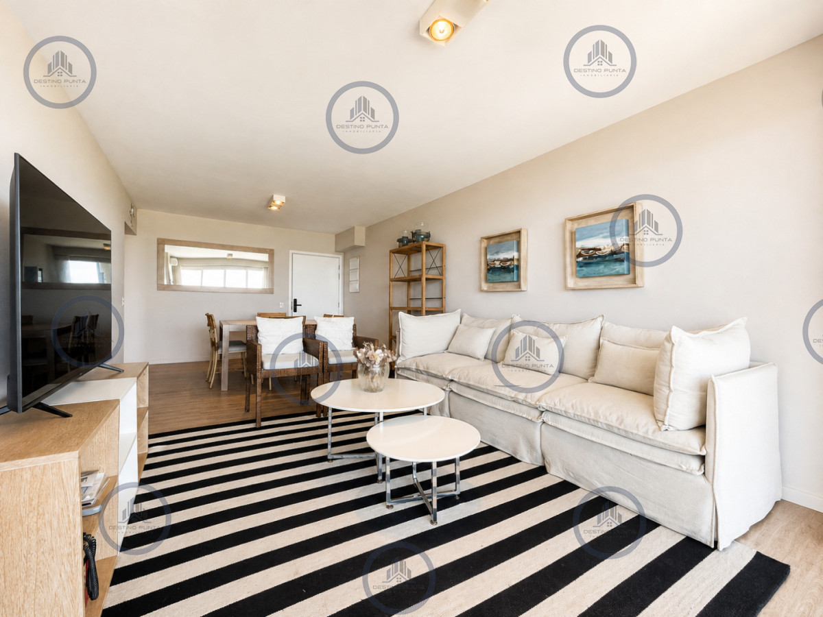 Apartamento ID.3301 - Moderno Apartamento de 3 Dormitorios en Primera Línea del Mar. Blue Marine, Playa Brava Punta del Este