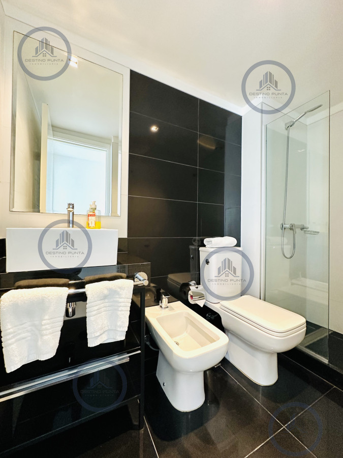 Apartamento ID.2682 - Moderno apartamento de 1 Dormitorio en torre con servicios, Aidy Gill Punta del Este