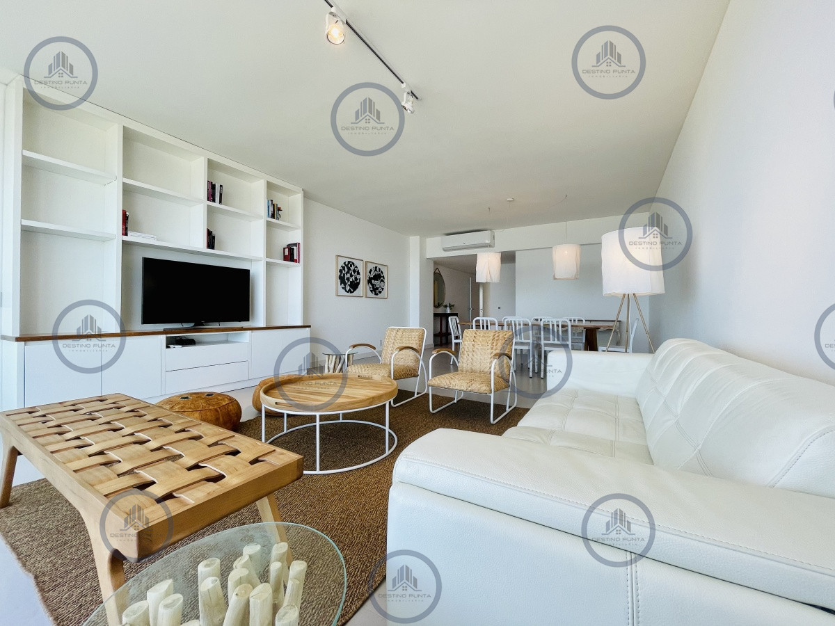 Apartamento ID.291 - Venta de Apartamento de 3 Dormitorios en suite en Le Parc 3 de Playa Brava, Punta del Este