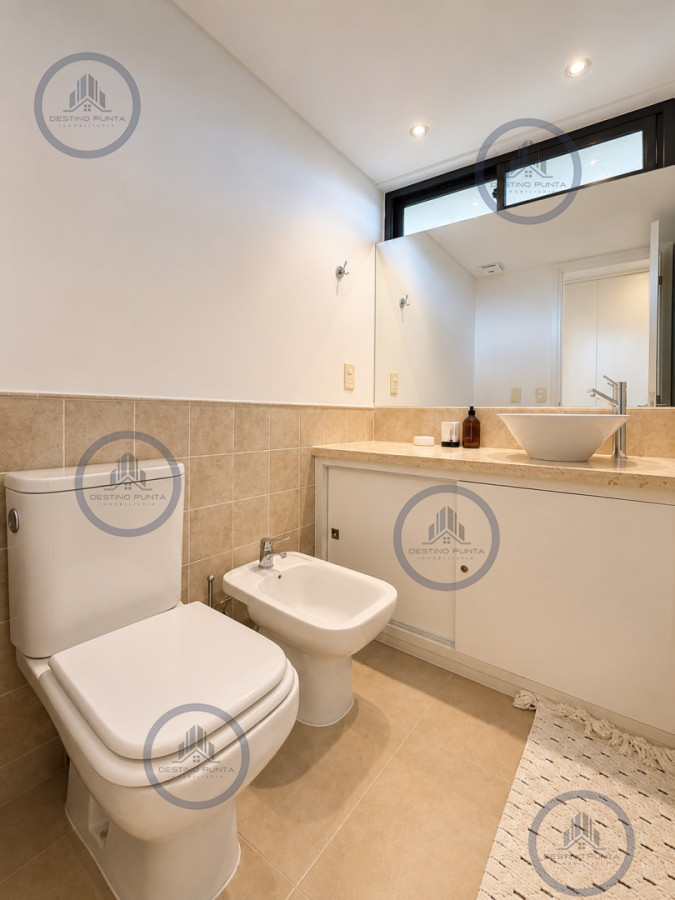 Apartamento ID.3147 - Venta de apartamento de 2 Dormitorios con Parrillero y Vistas al Mar, Punta Ballena 
