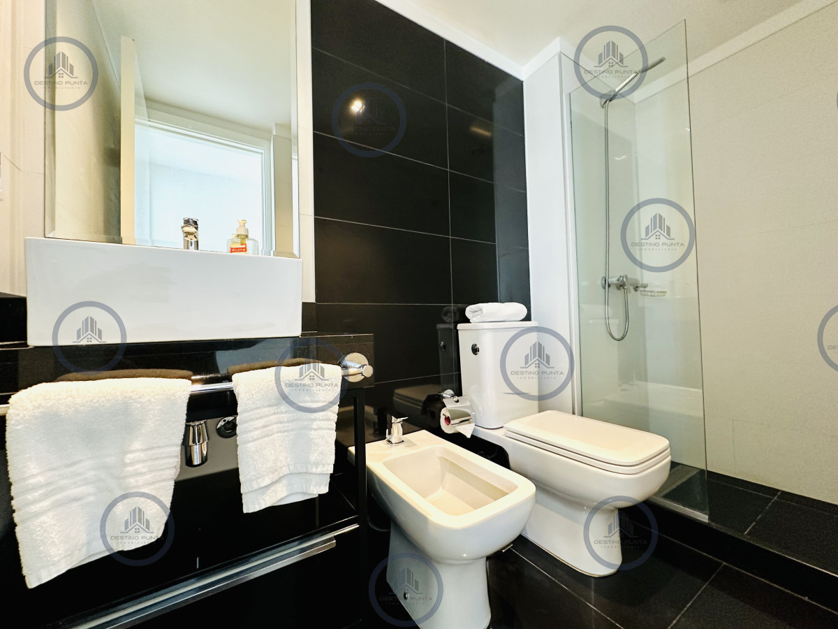 Apartamento ID.2682 - Moderno apartamento de 1 Dormitorio en torre con servicios, Aidy Gill Punta del Este