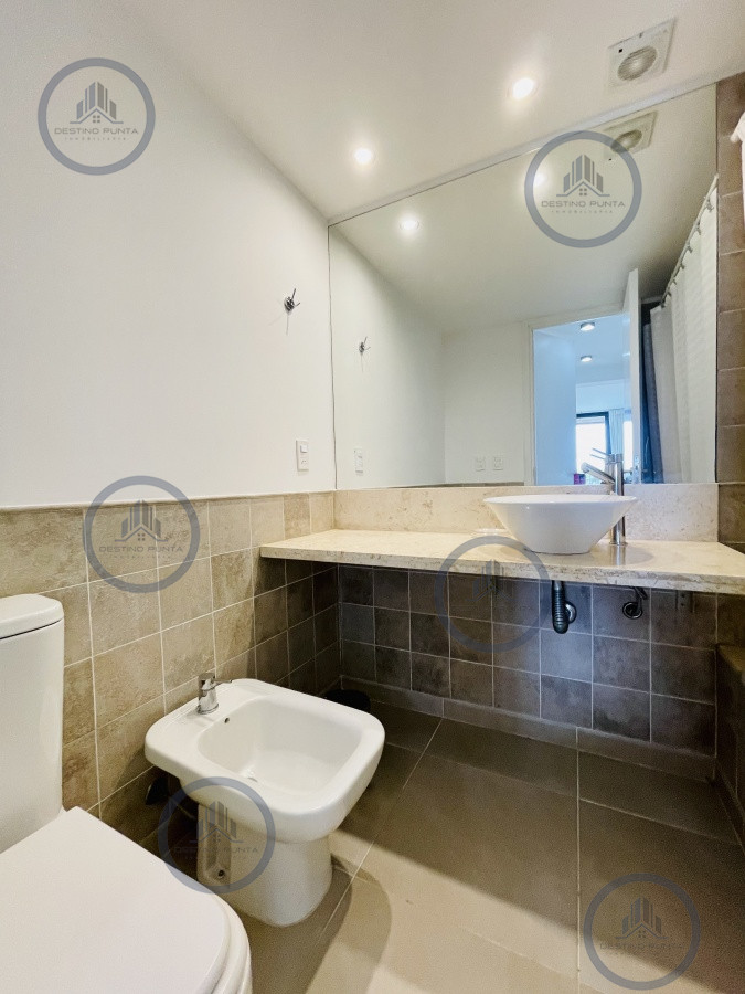 Apartamento ID.1039 - Alquiler temporario de apartamento de un dormitorio con parrillero y jardín, Punta Ballena