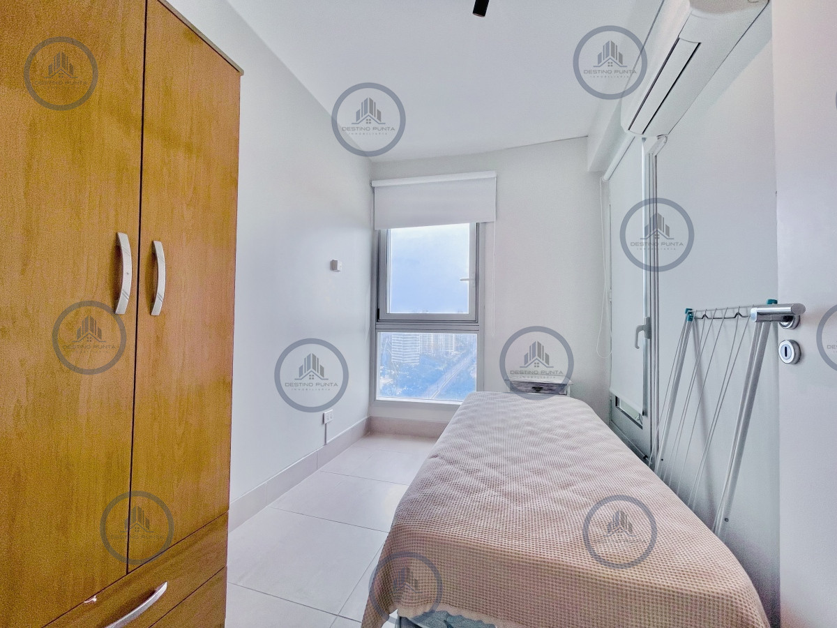 Apartamento ID.52 - Moderno Apartamento de 2 Dormitorios en Le Parc, Playa Brava. Punta del Este 