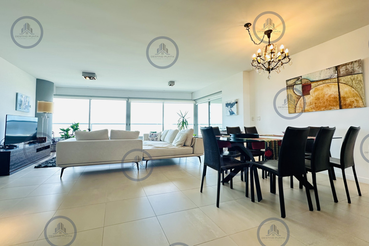 Apartamento ID.1762 - Oportunidad en Venta! Apartamento sobre playa Brava de 3 Dormitorios más Dependencia, Torre Le Parc