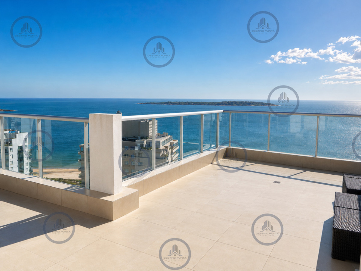 Apartamento ID.2321 - Penthouse Dúplex de 3 Dormitorios y Parrillero en Playa Mansa, Punta del Este