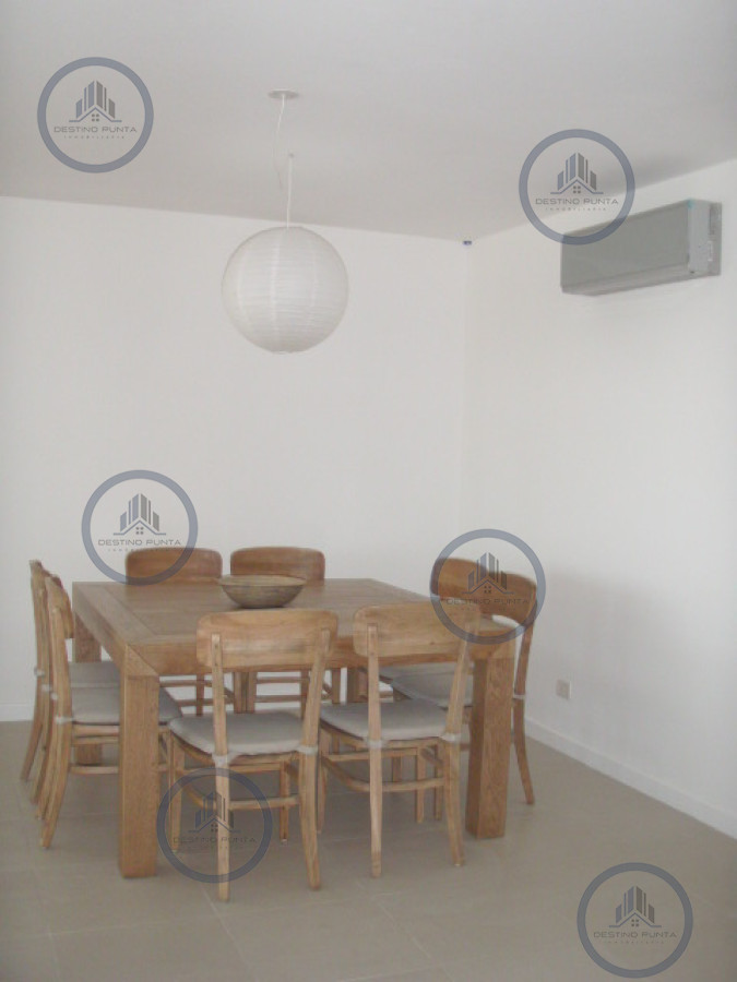 Apartamento ID.50 - Alquiler temporario de departamento esquinero en torre Le Parc, Punta del Este