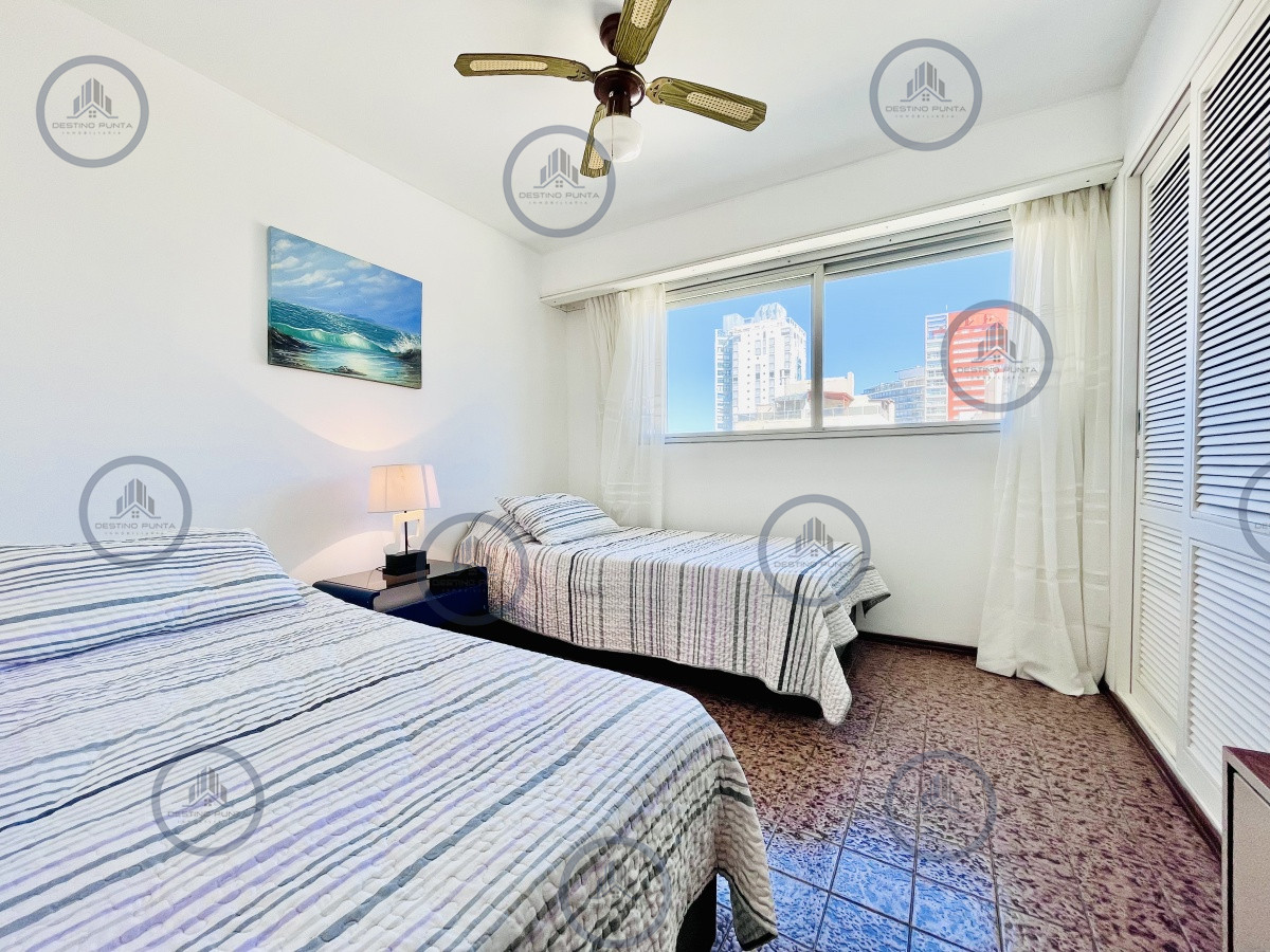 Apartamento ID.824 - Apartamento de 2 Dormitorios Reciclado, Península de Punta del Este