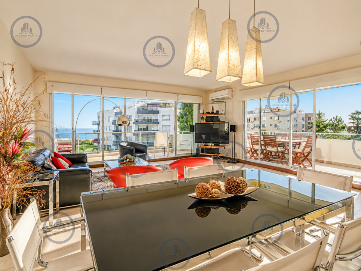 Espectacular Apartamento de Tres Dormitorios frente al Mar - Punta del Este — fotografía 4