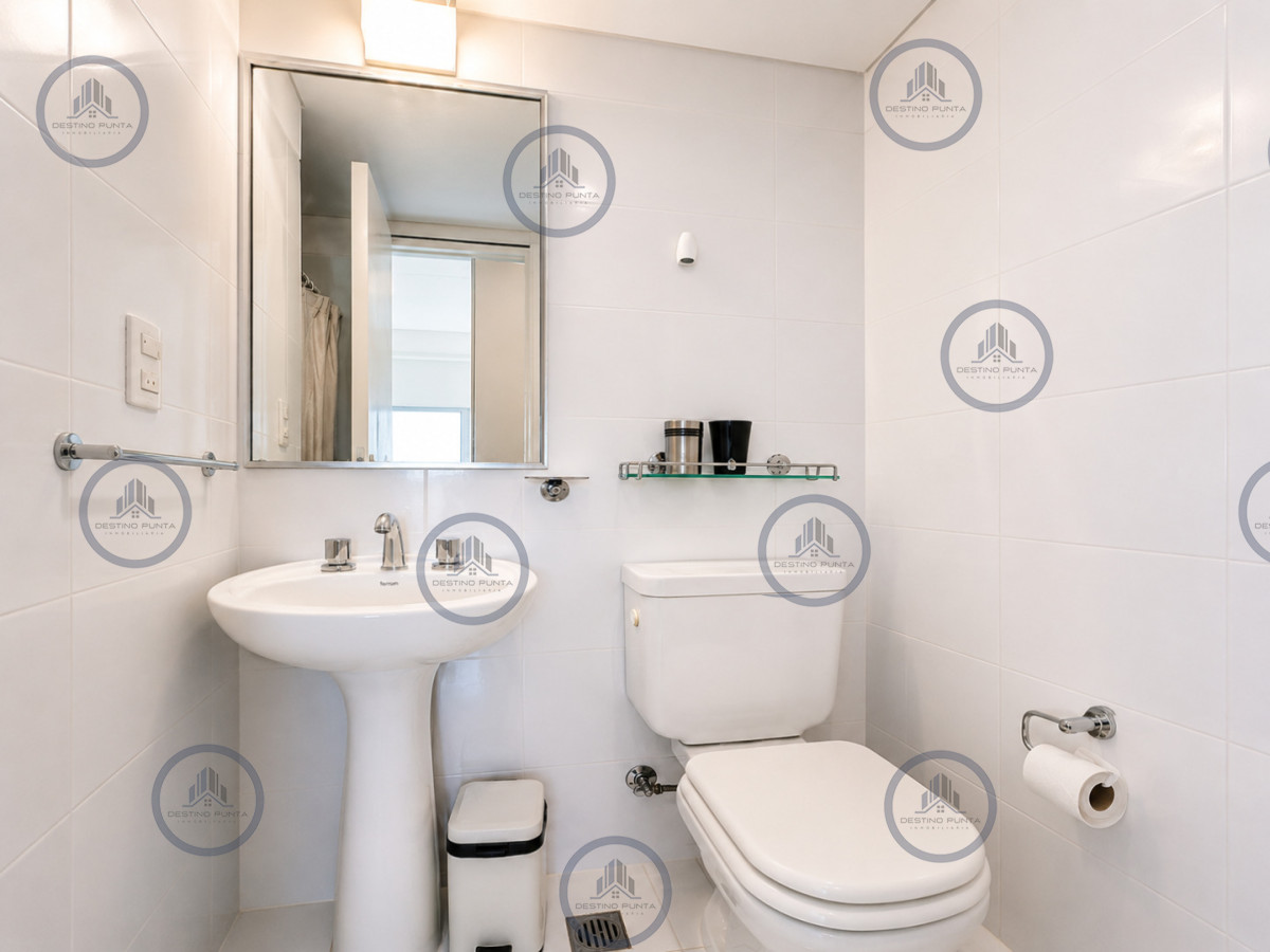 Apartamento ID.272 - Oportunidad en Venta Maravilloso departamento esquinero en Torre Le Parc, Playa Brava, Punta del Este
