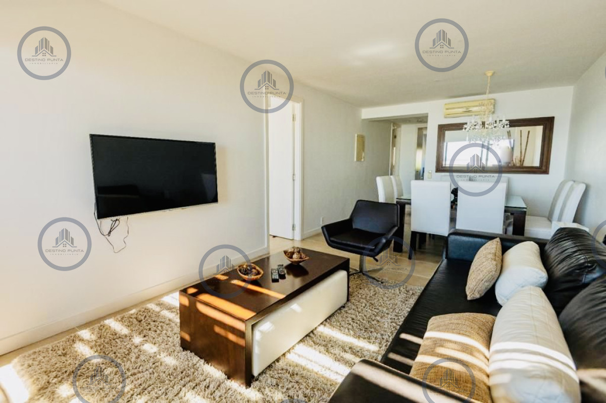 Apartamento ID.1143 - Alquiler temporario de apartamento de dos dormitorios con dos baños en suite, punta ballena 
