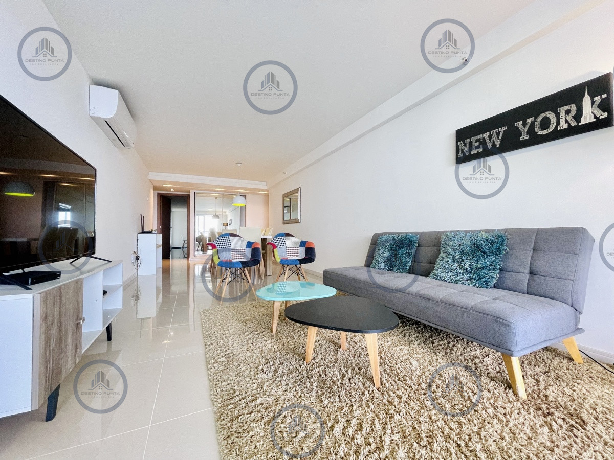 Apartamento ID.801 - Apartamento de 2 Dormitorios y Parrillero con Vista al Mar en Playa Brava, Look Tower