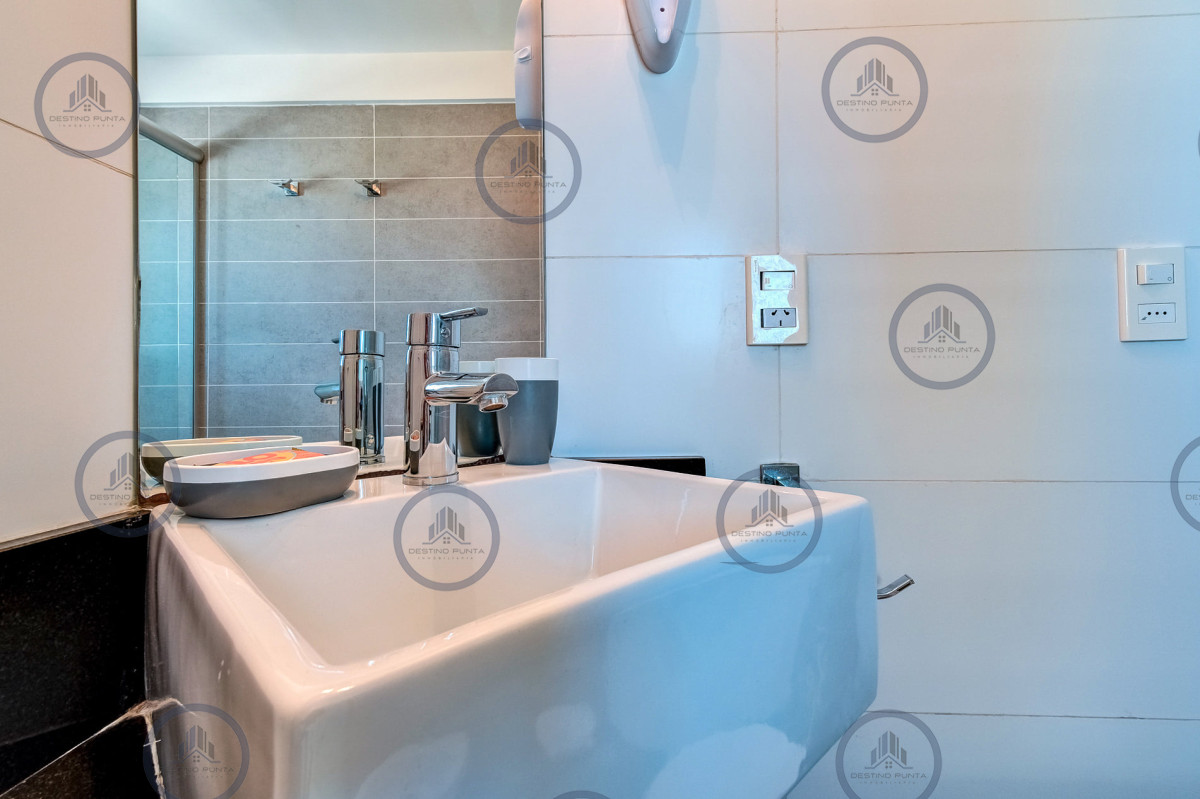 Apartamento ID.1842 - Apartamento Moderno en el corazón de la Península de Punta del Este