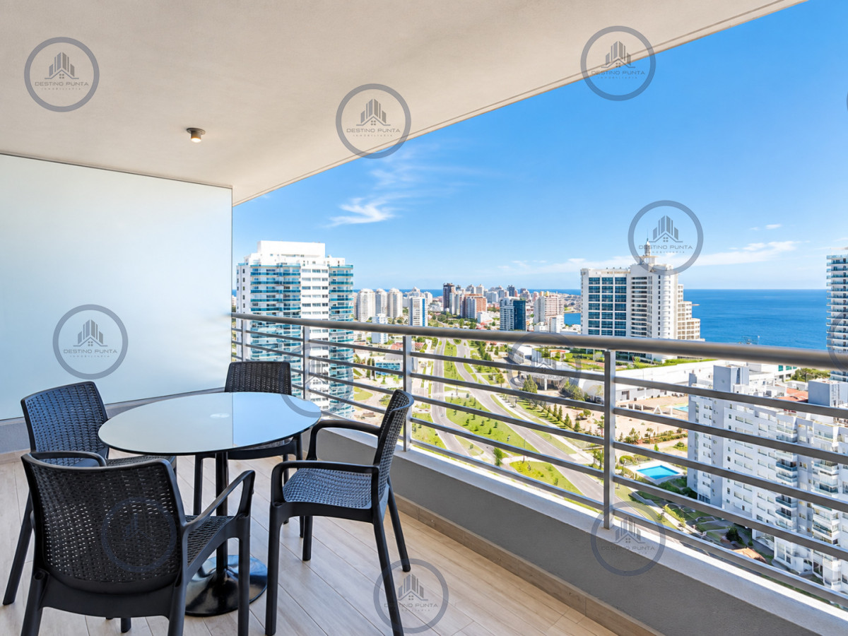 Apartamento ID.3291 - Apartamento de 2 Dormitorios en Suite con Vista al Mar. Playa Mansa, Punta del Este