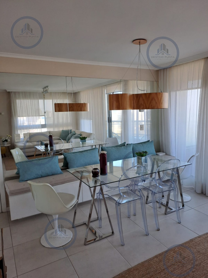 Apartamento ID.916 - Alquiler temporario de apartamento de dos dormitorios con dos baños en torre con servicios sobre Roosevelt