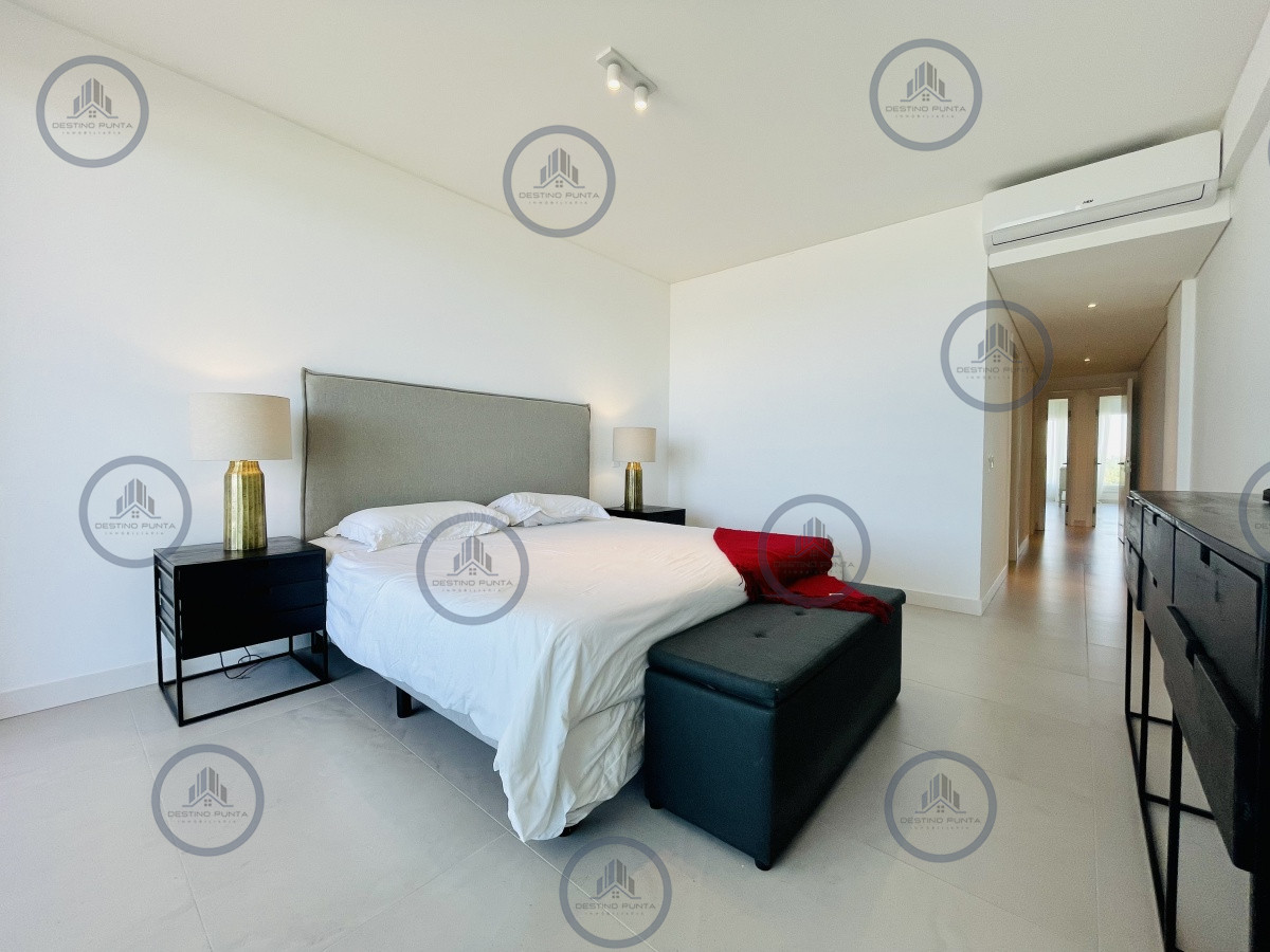 Apartamento ID.291 - Venta de Apartamento de 3 Dormitorios en suite en Le Parc 3 de Playa Brava, Punta del Este