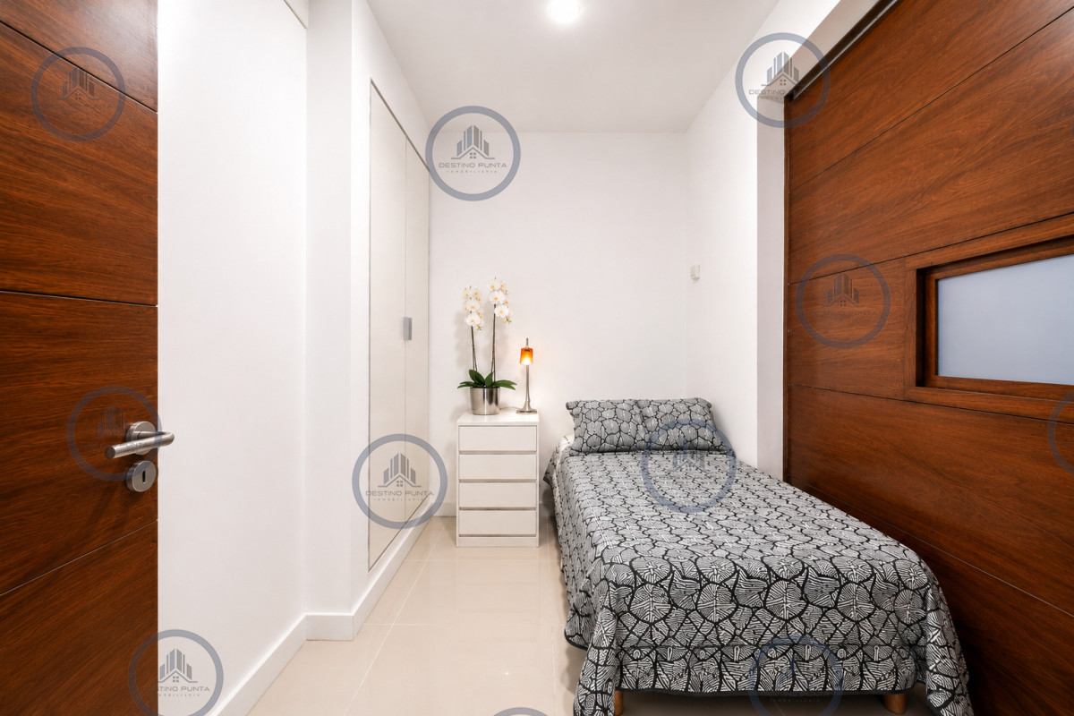 Apartamento ID.327 - Apartamento de 2 Dormitorios y Medio en Forest Tower - Punta del Este