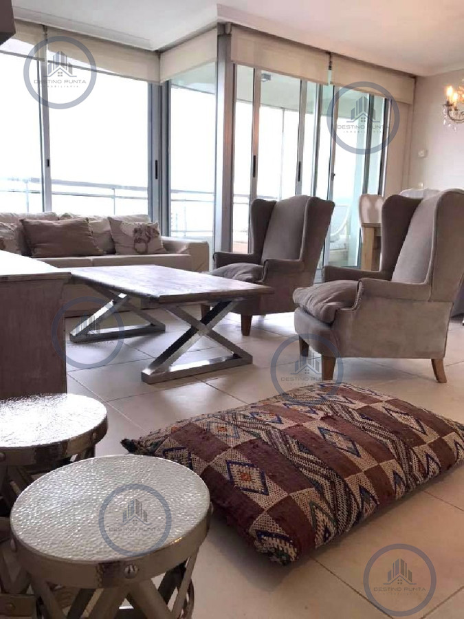 Apartamento ID.212 - Apartamento de 2 Dormitorios en Ocean Drive - Punta del Este