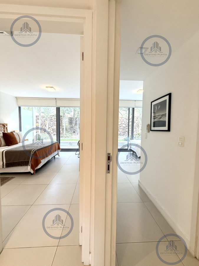 Apartamento ID.3111 - Venta de hermoso departamento de 2 dormitorios más parrillero en Punta Ballena 