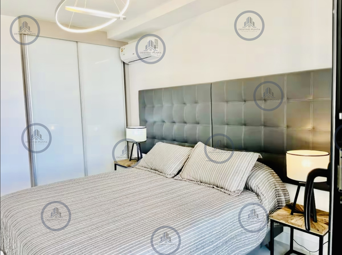 Apartamento ID.2339 - Apartamento de 1 dormitorio en alquiler de temporada Art Tower, Punta del Este