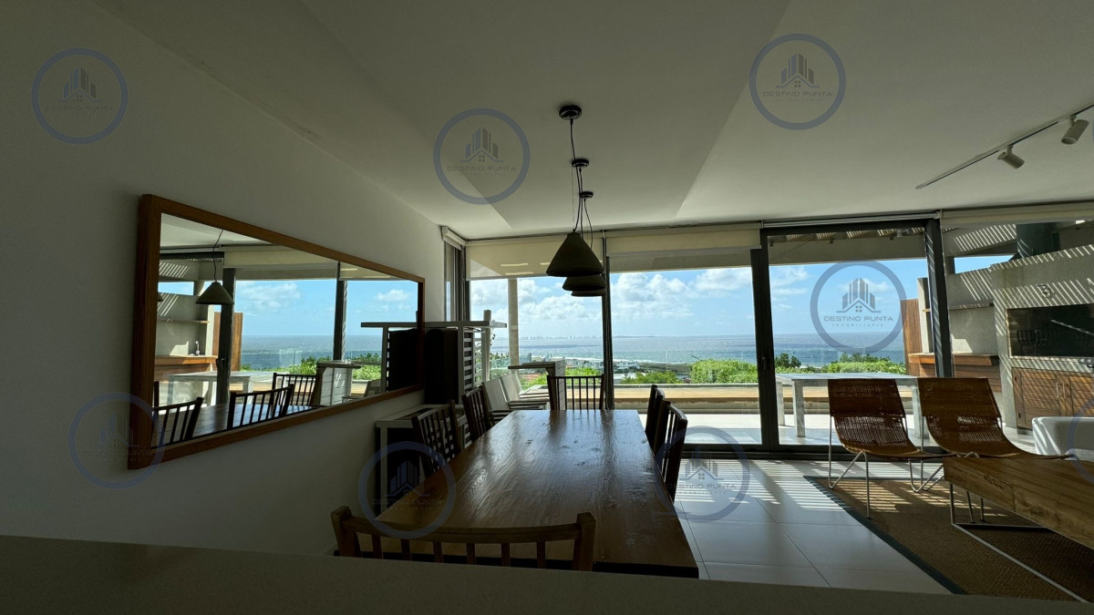 Apartamento ID.2426 - Alquiler temporal de apartamento de 2 dormitorios con parrillero y patio en punta ballena 