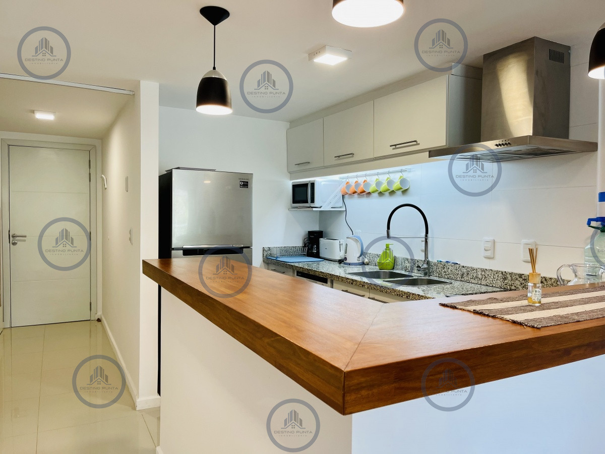 Alquiler temporario de apartamento de dormitorio y medio a pasos de Playa Brava, Punta del Este — fotografía 4