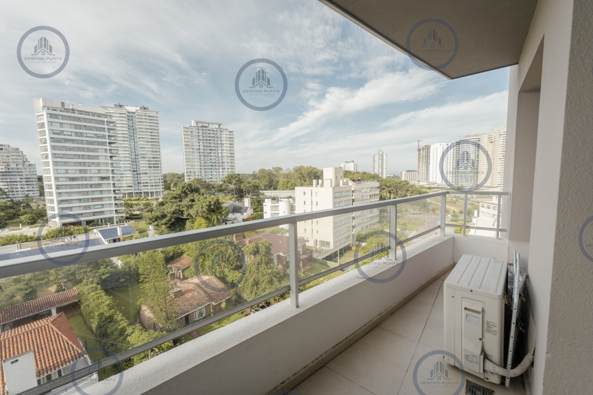 Apartamento ID.2080 - Alquiler temporario de apartamento de 1 dormitorio a un par de cuadras de playa Brava, Punta del Este