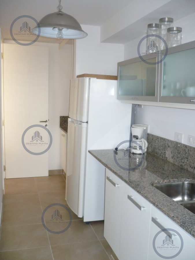 Apartamento ID.42 - Alquiler temporal de amplio departamento de un dormitorio con parrillero de uso exclusivo en complejo de Punta Ballena