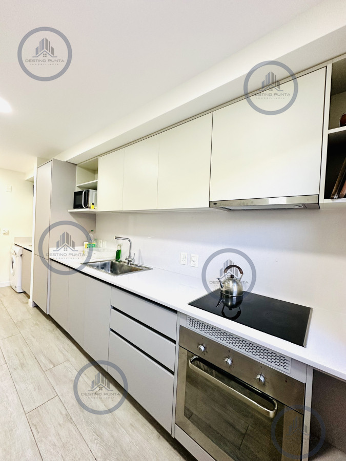 Apartamento ID.108 - Alquiler temporario de apartamento con la mejor ubicación del complejo, unidad de dos dormitorios con parrillero de uso exclusivo, Punta Ballena