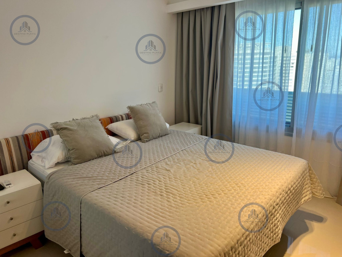 Apartamento ID.170 - Penthouse dúplex de 4 suites con azotea, parrillero y más de 500 m² de lujo contemporáneo