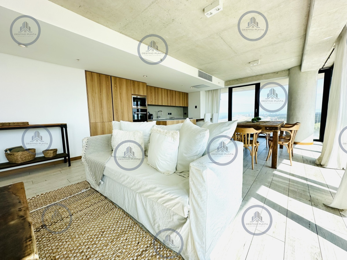 Apartamento ID.680 - Venta y alquiler de Apartamento de 1 Dormitorio en suite piso alto de Torre Surfside Village, Punta del Este