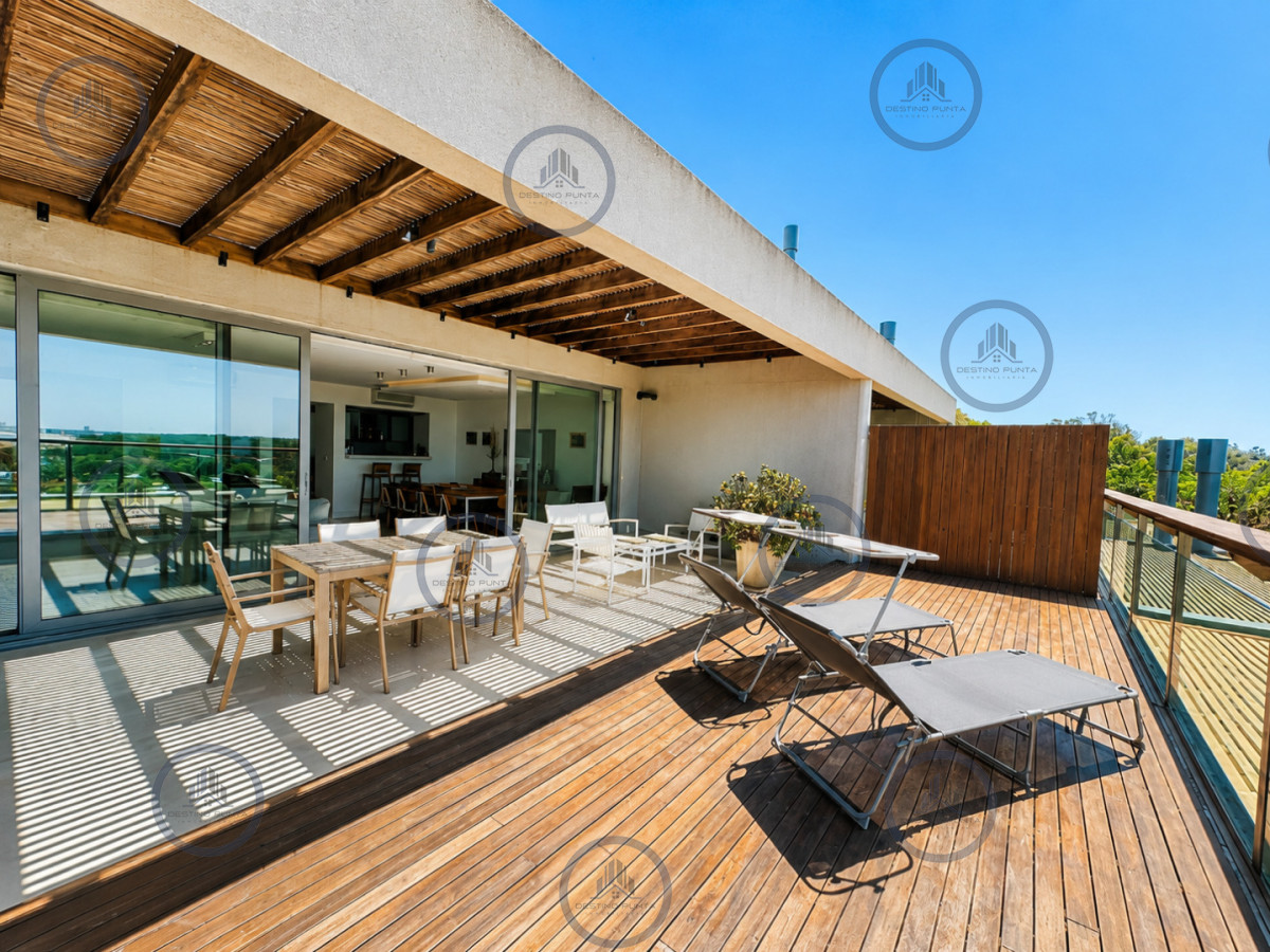 Apartamento ID.1690 - Venta y Alquiler temporario de apartamento moderno de dos dormitorios con parrillero en Punta Ballena