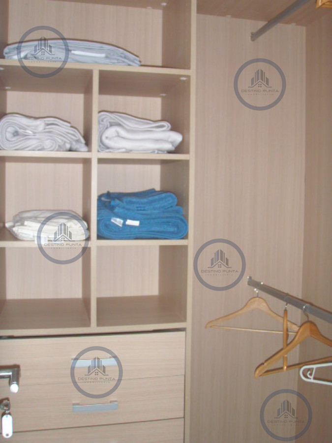Apartamento ID.50 - Alquiler temporario de departamento esquinero en torre Le Parc, Punta del Este