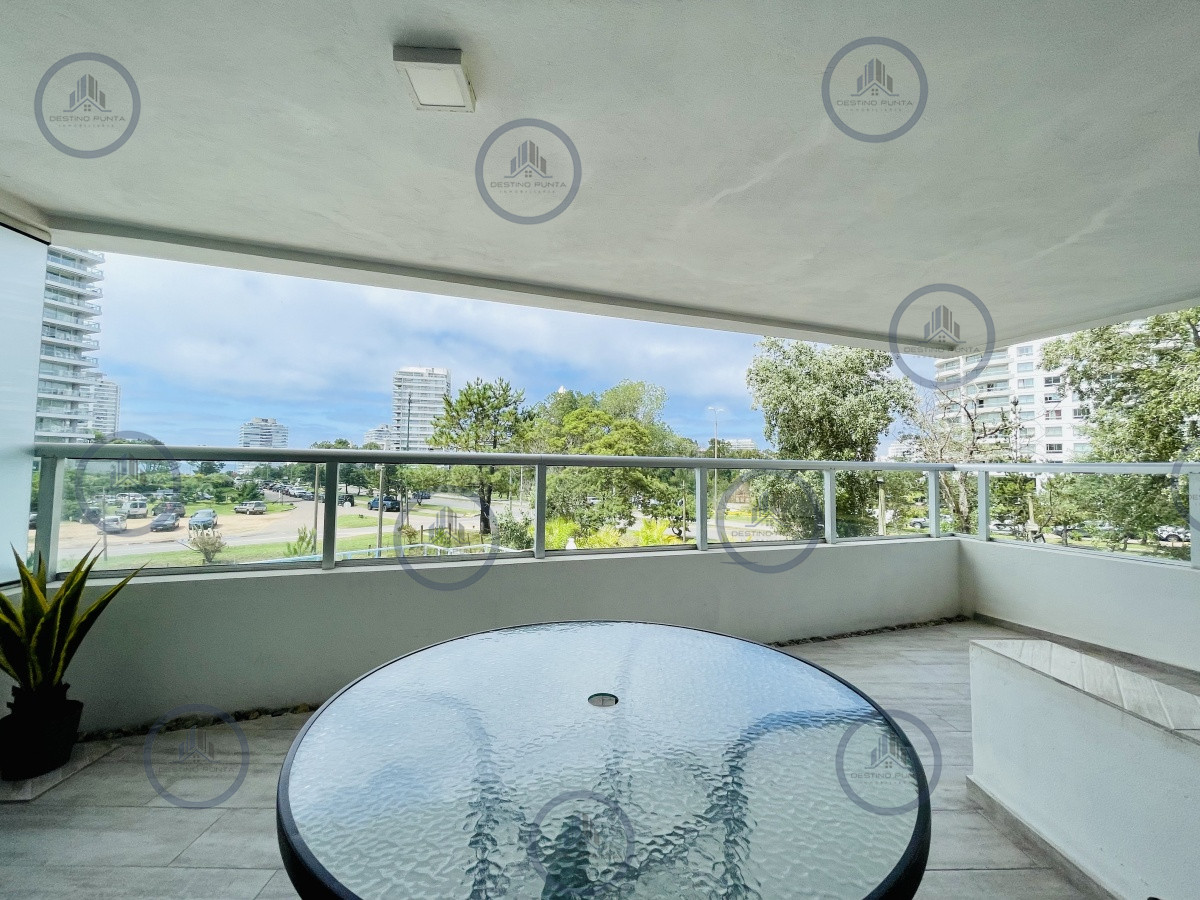 Alquiler temporario de apartamento de dormitorio y medio a pasos de Playa Brava, Punta del Este — fotografía 3
