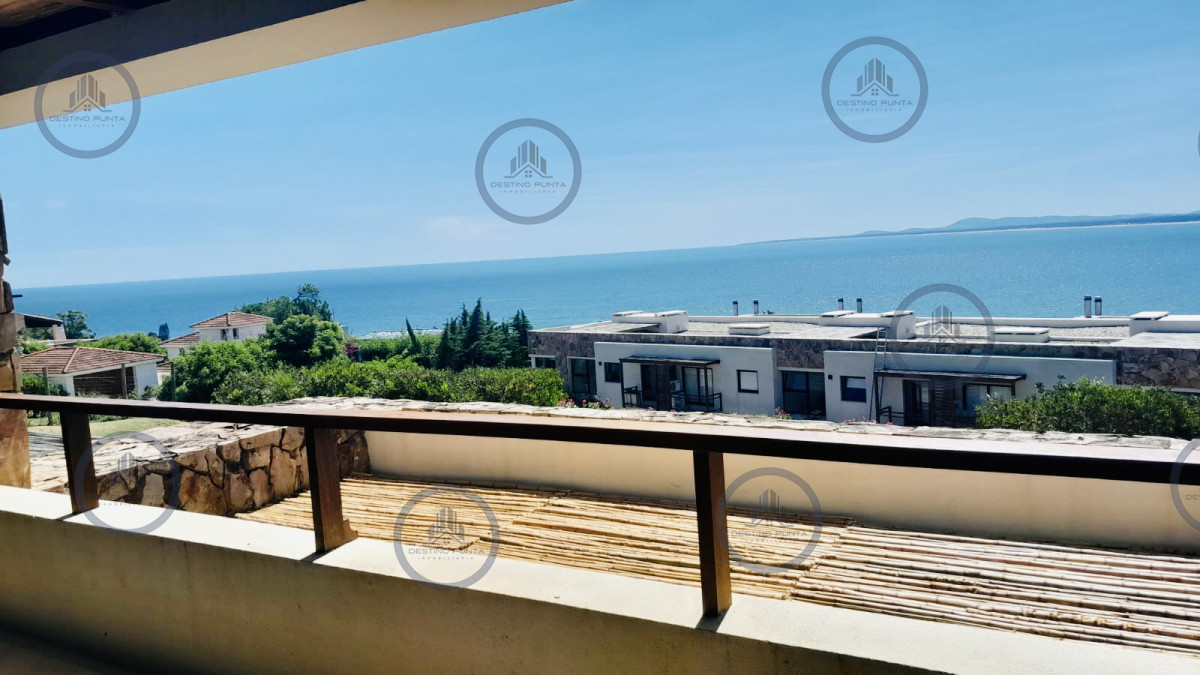 Apartamento ID.1174 - Venta de apartamento de dos dormitorios con dos baños en maravilloso complejo de Punta Ballena 