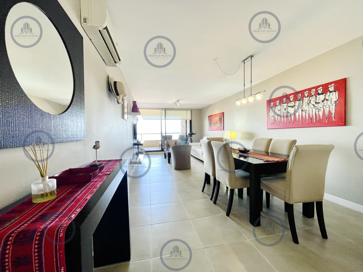 Apartamento ID.928 - Alquiler temporario de apartamento de dos dormitorios con parrillero de uso exclusivo en Punta Ballena
