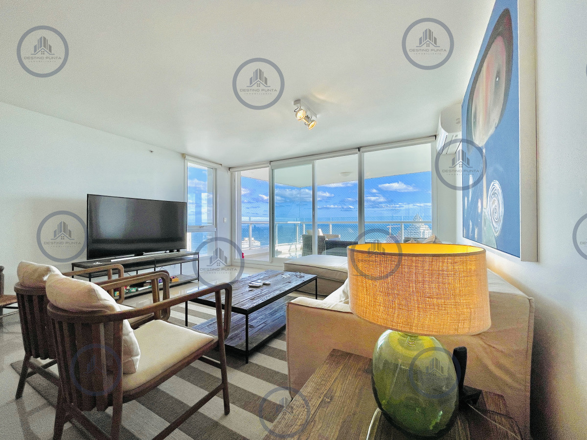 Apartamento ID.2518 -  Exclusivo Penthouse de 3 Dormitorios con Vistas panorámicas a Playa Brava, en Venta
