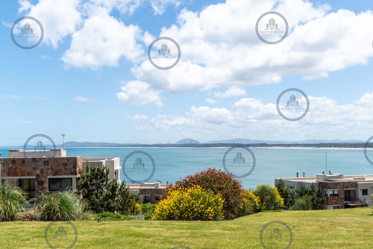 Apartamento ID.377 - Alquiler temporario de apartamento de dos dormitorios con parrillero, Punta Ballena