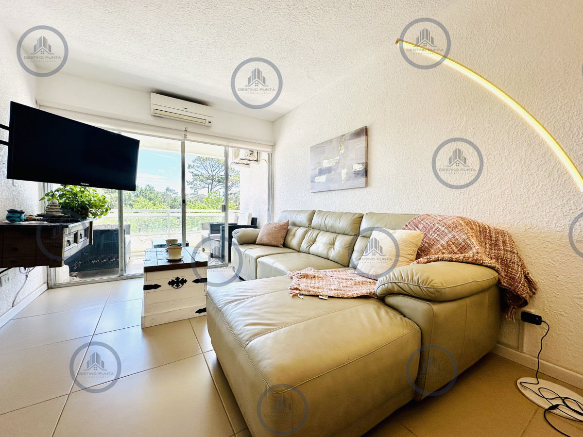 Apartamento en alquiler de 2 dormitorios con 2 baños sobre Roosevelt, Punta del Este — fotografía 3