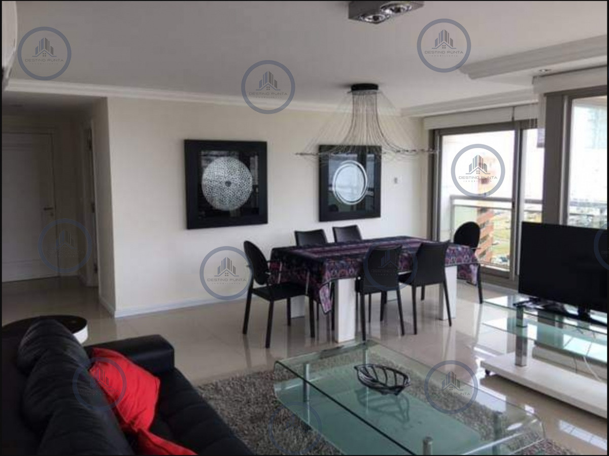 Apartamento ID.223 - Excelente Apartamento de dos Dormitorios en Playa Brava - Punta del Este