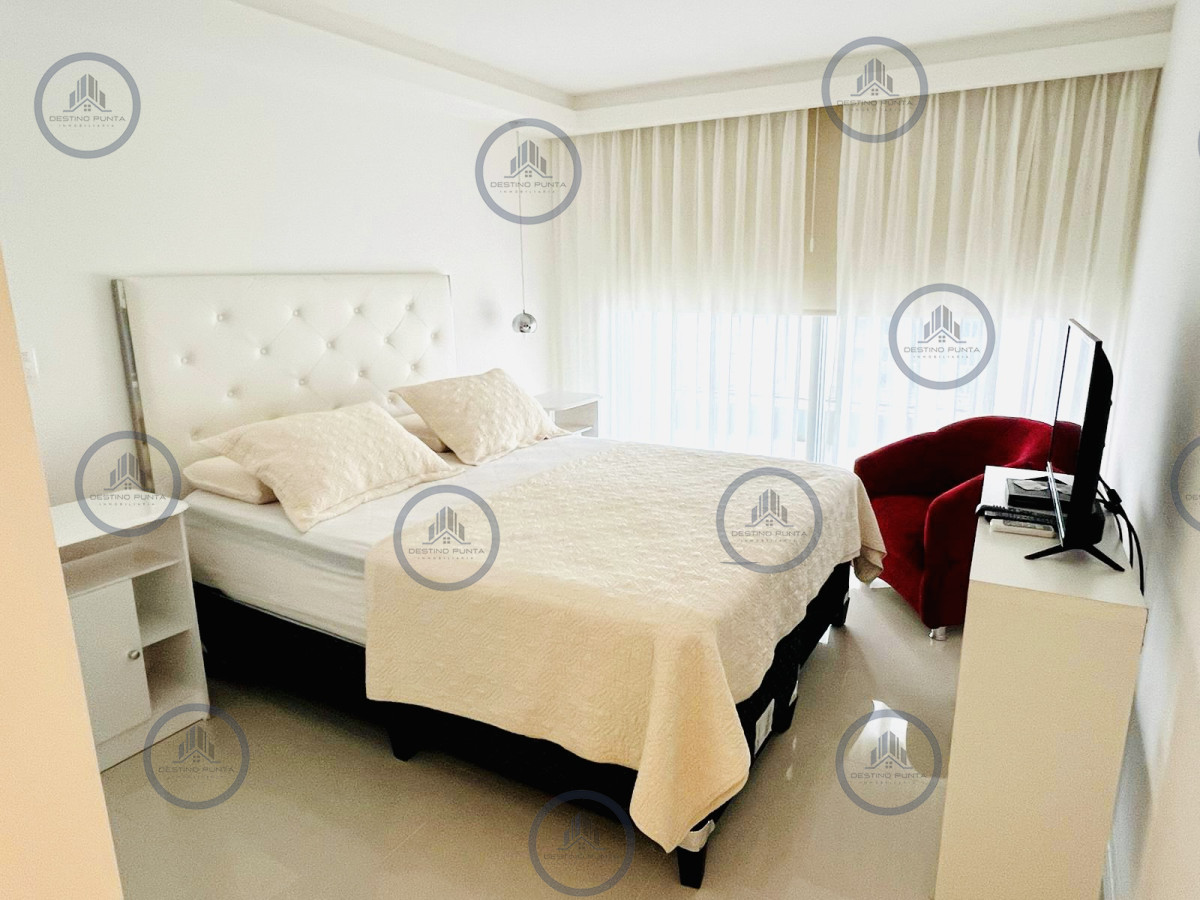Apartamento ID.1682 - Apartamento de 2 Dormitorios y Parrillero con Vista al Mar en Playa Brava, Look Brava