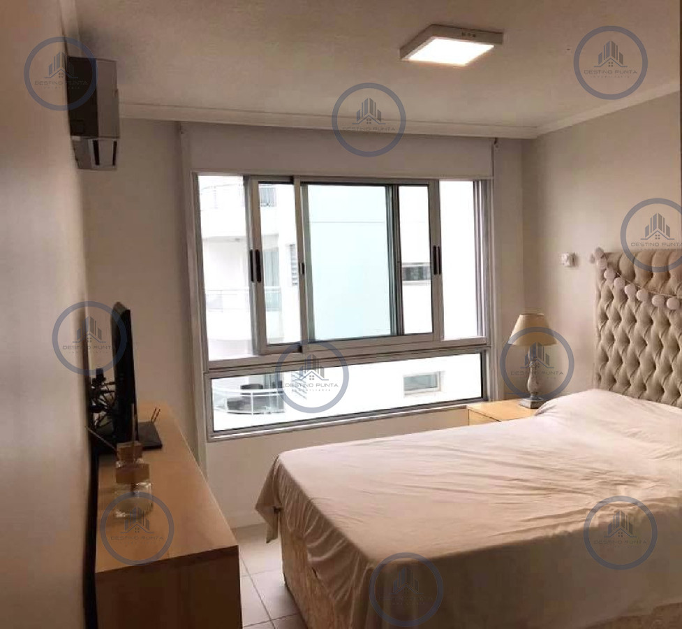 Apartamento ID.212 - Apartamento de 2 Dormitorios en Ocean Drive - Punta del Este