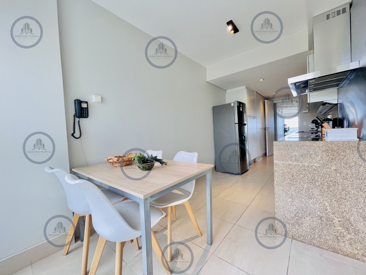 Apartamento ID.52 - Moderno Apartamento de 2 Dormitorios en Le Parc, Playa Brava. Punta del Este 