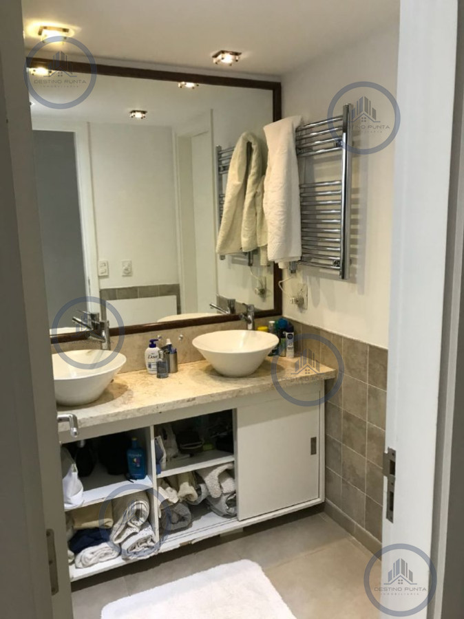 Apartamento ID.32 - Alquiler temporario de departamento esquinero de dos dormitorios mas dependencia de servicio, Punta Ballena