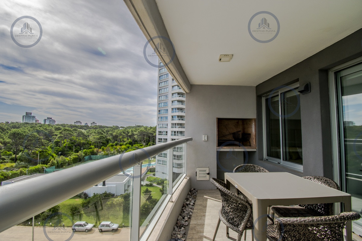 Apartamento ID.311 - Apartamento de 2 Dormitorios + Servicio - Look Brava