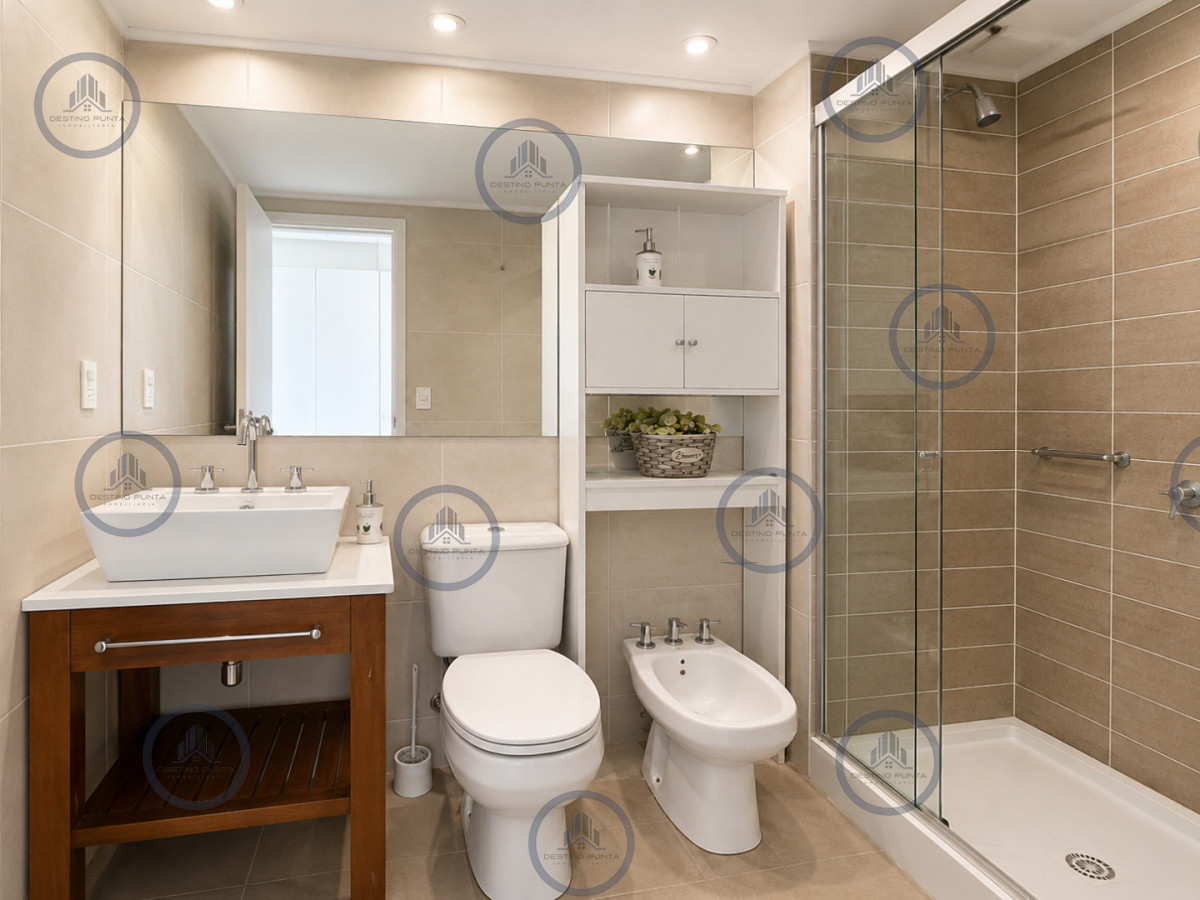 Apartamento ID.3127 - Apartamento luminoso con variedad de servicios en venta, 3 dormitorios, zona Roosevelt Playa Brava