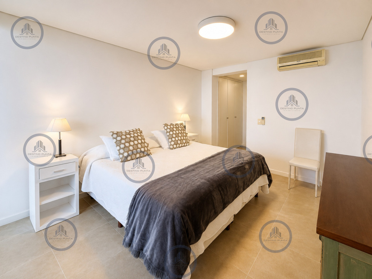 Apartamento ID.3147 - Venta de apartamento de 2 Dormitorios con Parrillero y Vistas al Mar, Punta Ballena 