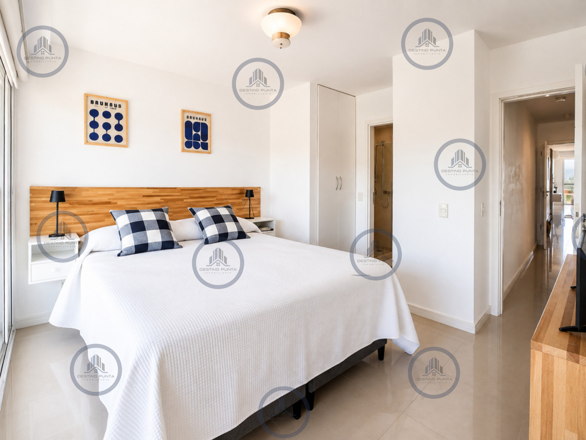 Apartamento ID.3259 - Moderno Apartamento de 3 Dormitorios frente al mar en Playa Brava, Punta del Este
