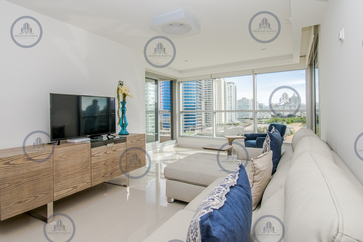 Apartamento ID.311 - Apartamento de 2 Dormitorios + Servicio - Look Brava